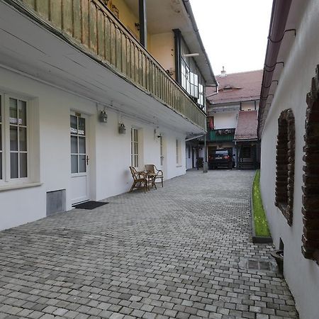 Baroc Apartments & Studio Сибиу Екстериор снимка